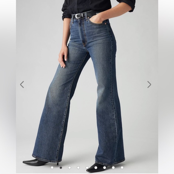 New Levi’s ribcage bell jeans - Picture 2 of 7